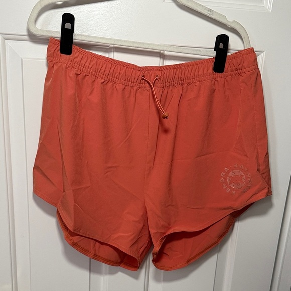 2/$15 Gymshark Kendra x Kathryn Women's Coral Shorts - Picture 1 of 5